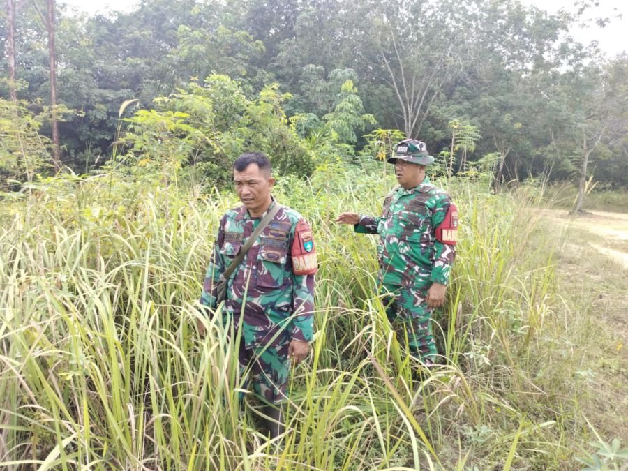 PATROLI KARHUTLA RUTIN DI SAKURA DURI BARAT, WILAYAH DINYATAKAN AMAN BEBAS TITIK API
