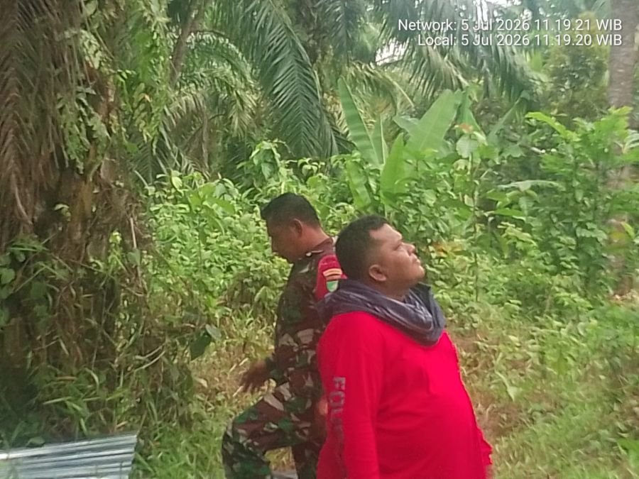 Patroli Karhutla Sungai Apit, Babinsa Pastikan Wilayah Lalang Aman