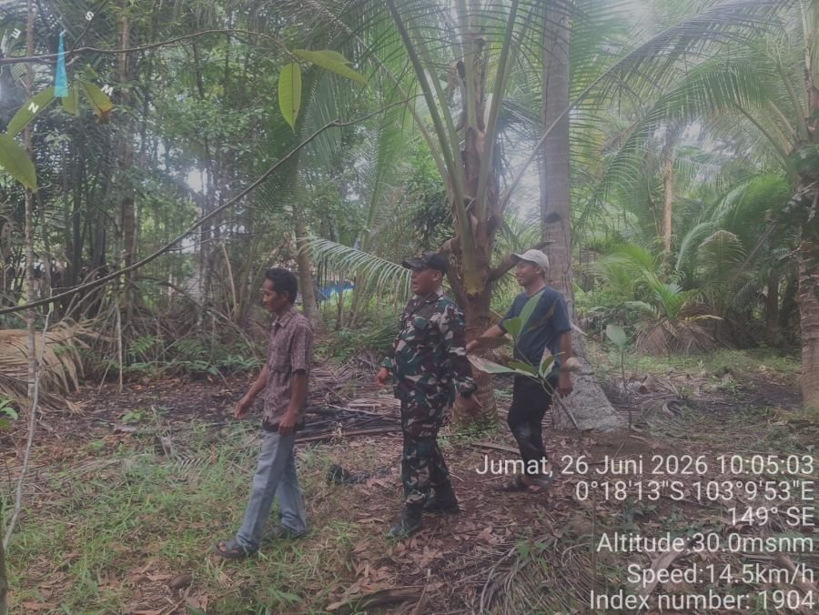 Patroli Tapal Batas di Simpang Tiga Daratan Nihil Titik Api, Wilayah Koramil 02/TM Aman