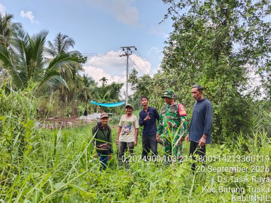 Patroli Tapal Batas Koramil 12 Batang Tuaka Pastikan Karhutla Nihil