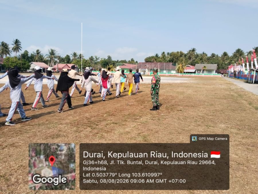 Pelda Erdianto Gembleng Paskibra SMA Negeri 1 Durai Jelang HUT RI