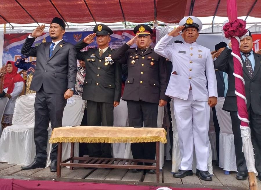 Peltu Nofiandi Babinsa Koramil 07/Reteh Hadiri Upacara Pengukuhan Paskibraka Kec. Reteh