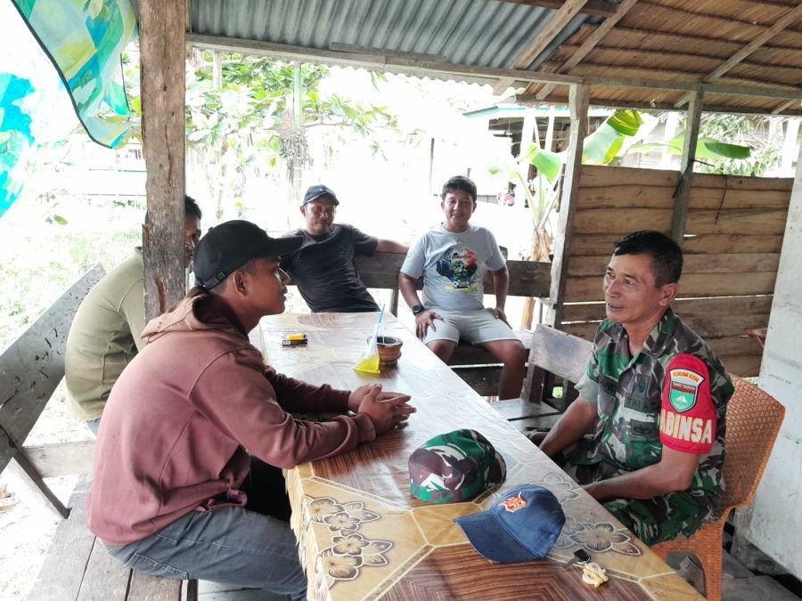 Peltu Nofiandi Komsos & Awasi SDM di  Desa Sungai Undan, Silaturahmi Makin Erat