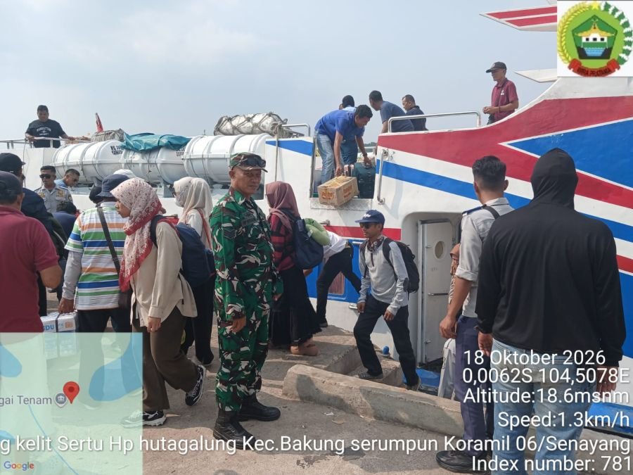 Pemantauan Keberangkatan Kapal dan Himbauan Keselamatan di Pelabuhan Tanjung Kelit