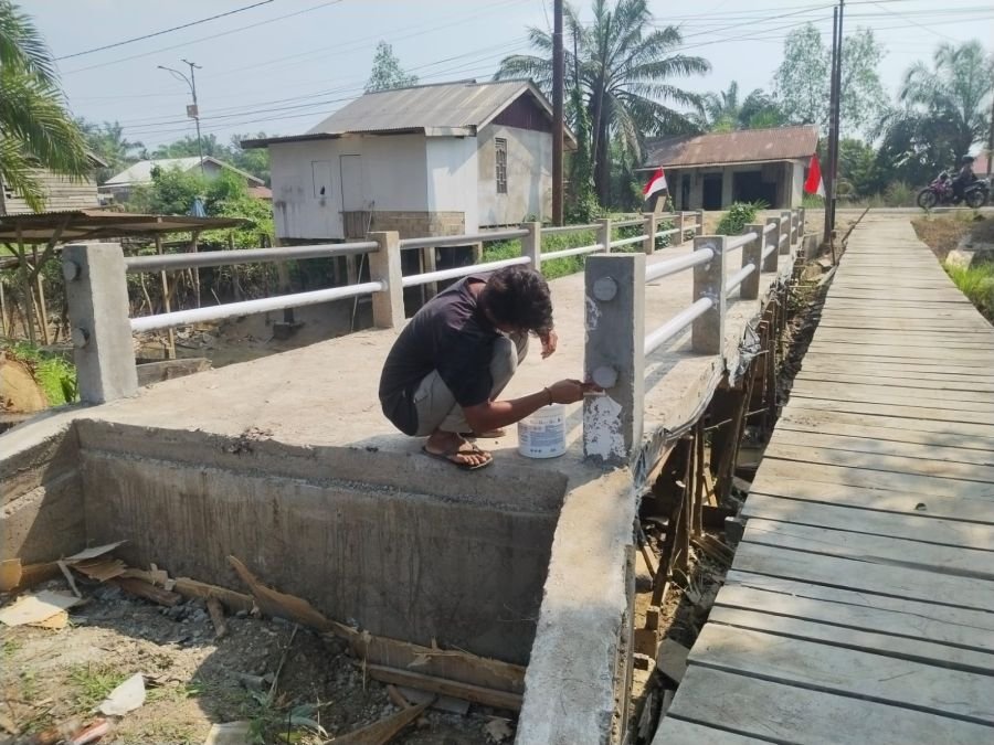 Pembangunan Jembatan Beton Tahap 8 Desa Kuala Mulia Masuki Tahap Finishing