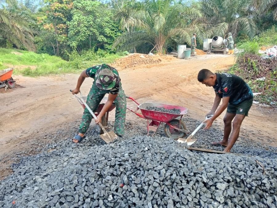 PEMBANGUNAN JEMBATAN GANTUNG GARUDA TAHAP III DI DESA SANGLAP TERUS BERLANJUT