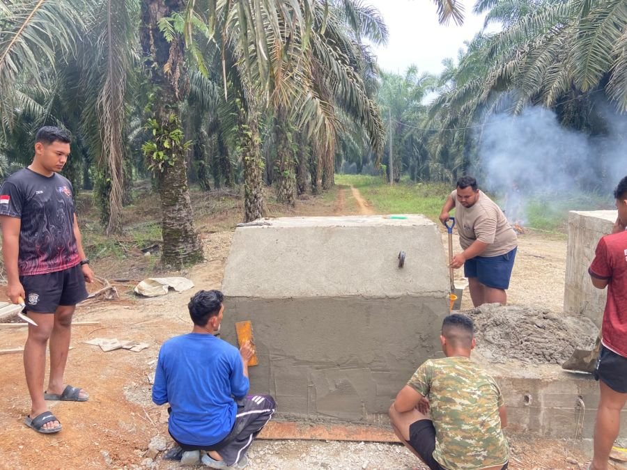 Pembangunan Jembatan Gantung Talang Pring Jaya Terus Berlanjut