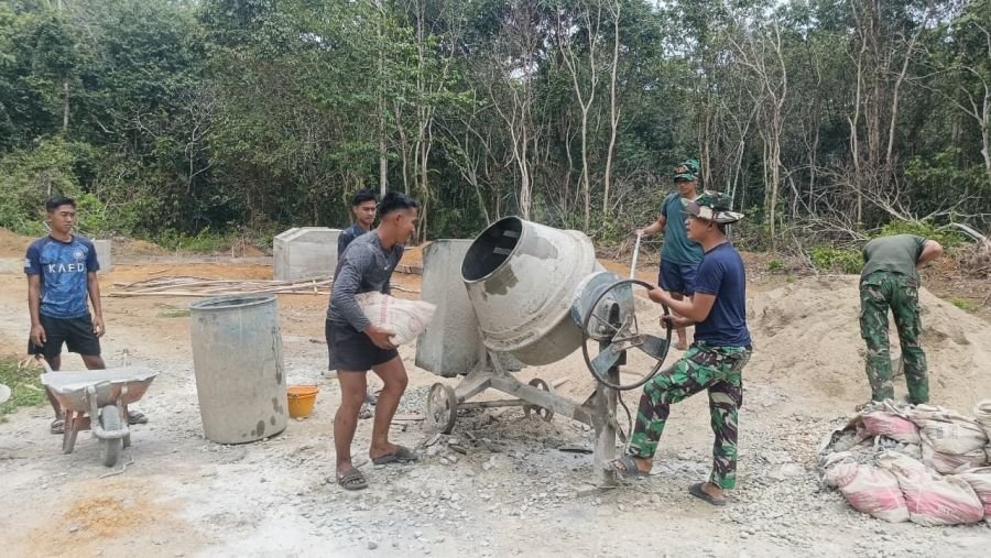 PEMBANGUNAN JEMBATAN GANTUNG TALANG PERIGI MASUK TAHAP PENGECORAN TAPAK PILON TEPI JAUH