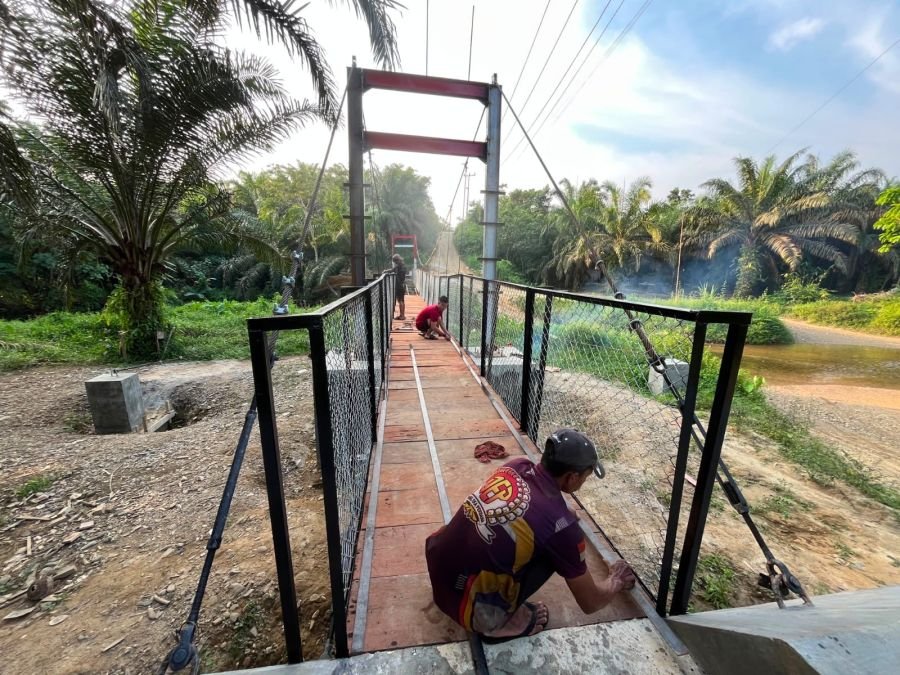 Pembangunan Jembatan Garuda Sanglap Masuki Tahap Pemasangan Lantai