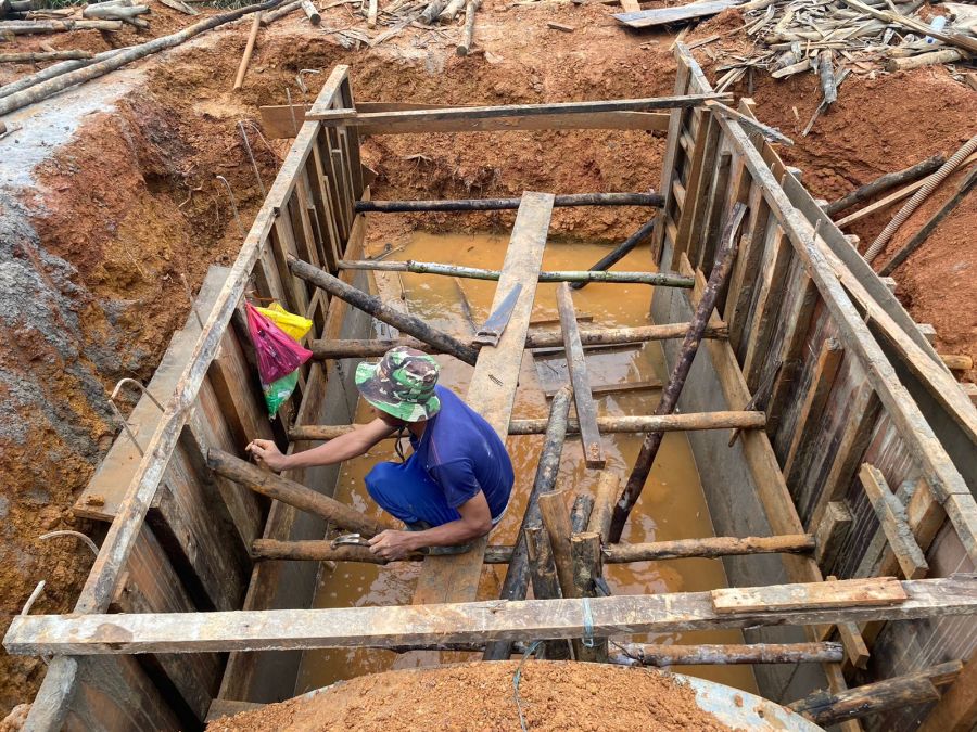 Pembangunan Jembatan Sungai Paya Masuki Tahap Bekisting Dinding