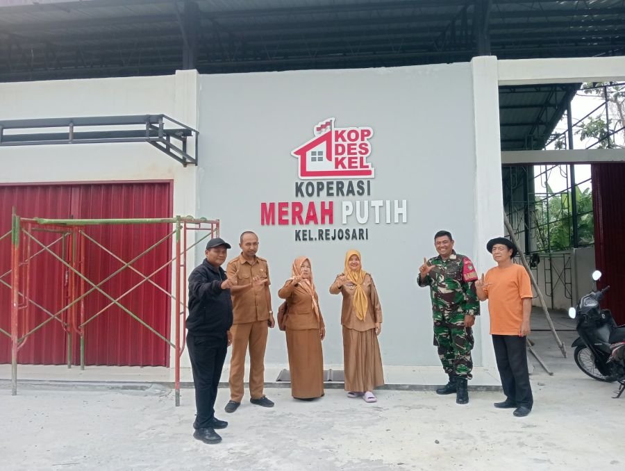 Pembangunan Koperasi Merah Putih Rejosari Capai 86 Persen, Babinsa dan Lurah Tinjau Progres