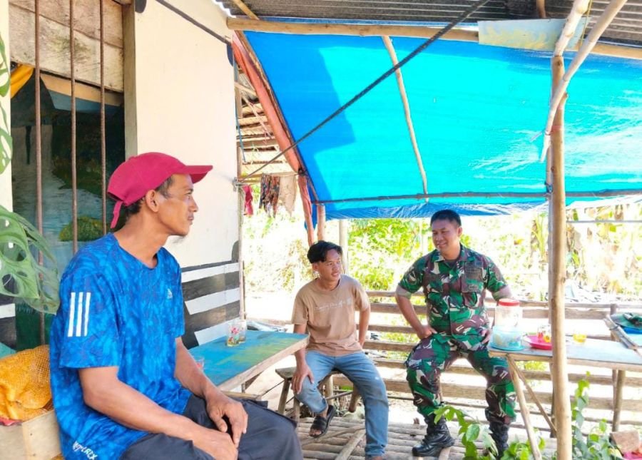 Pemuda Jadi Garda Desa, Sertu Suherman Babinsa 01/Tembilahan Dorong Kegiatan Positif