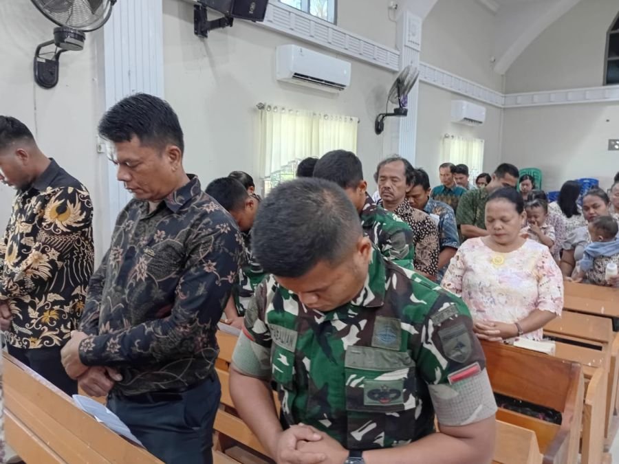 Pengabdian dan Iman Menyatu, Satgas TMMD Laksanakan Ibadah Kenaikan Isa Almasih