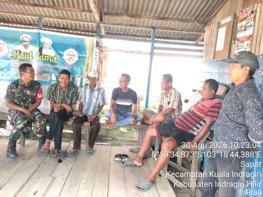 Pengawasan SDM dan Komsos, Babinsa 04/Kuindra Jalin Keakraban Dengan Tokoh Masyarakat