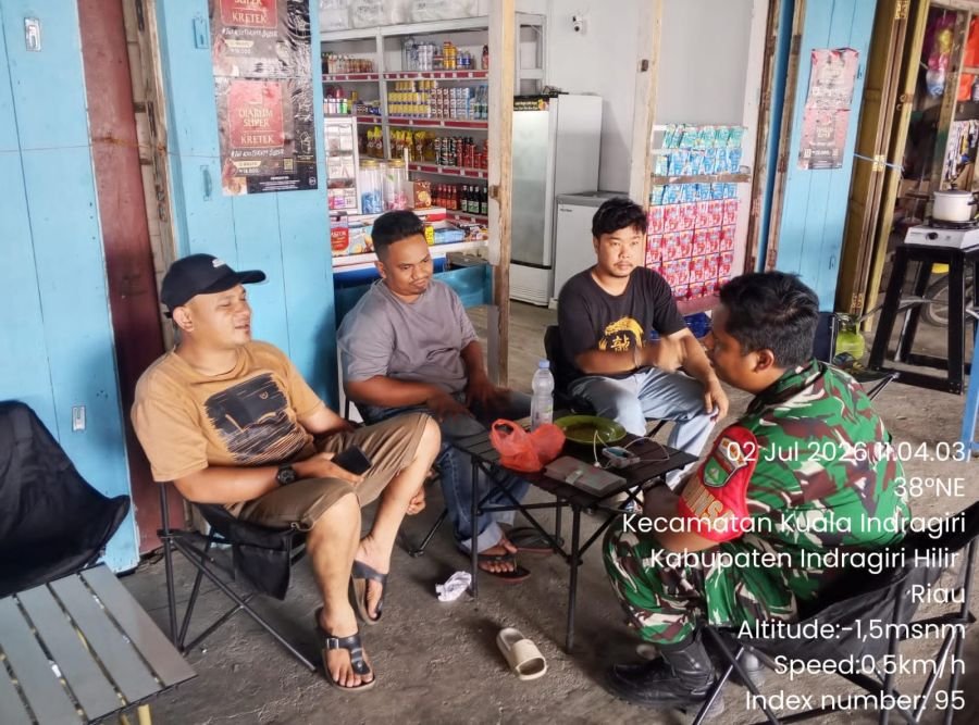 Pengawasan SDM dan Komsos, Babinsa 04/Kuindra Pantau Perkembangan Wilayah Binaan