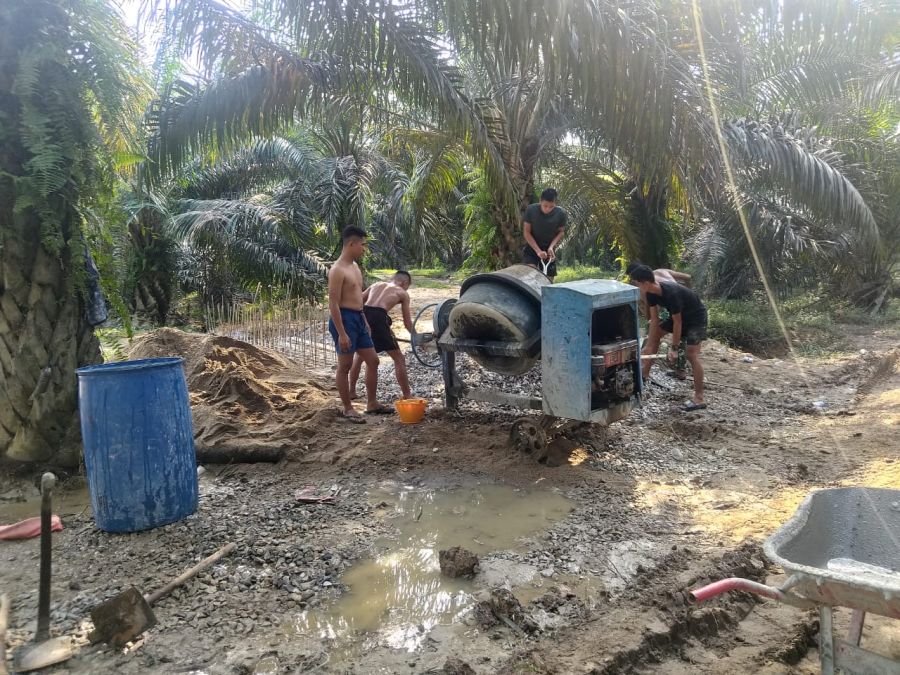 Pengecoran Angkur Jembatan Garuda Tahap III Dikebut di Kuansing