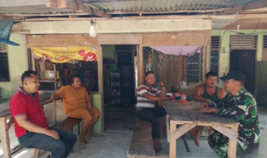 Pentingnya Mengetahui Berbagai Perkembangan Wilayah Desa Binaan, Babinsa Rutin Laksanakan Komsos