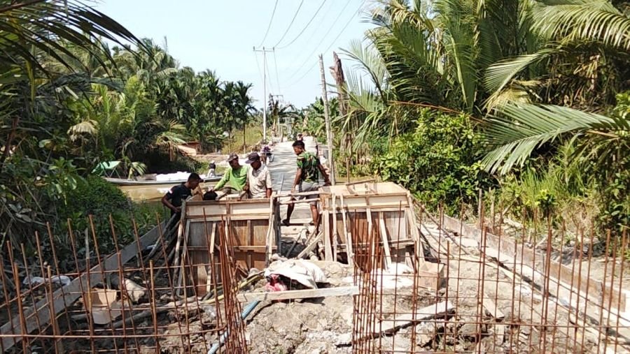 Percepat Akses Warga, Kodim 0314/Inhil Mulai Bangun Jembatan Perintis Garuda