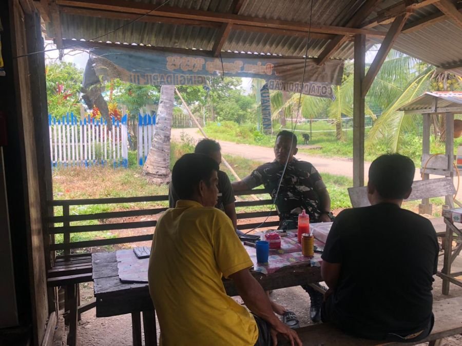 Pererat Silaturahmi, Babinsa Koramil 08/KM Laksanakan Komsos Bersama Warga Binaan