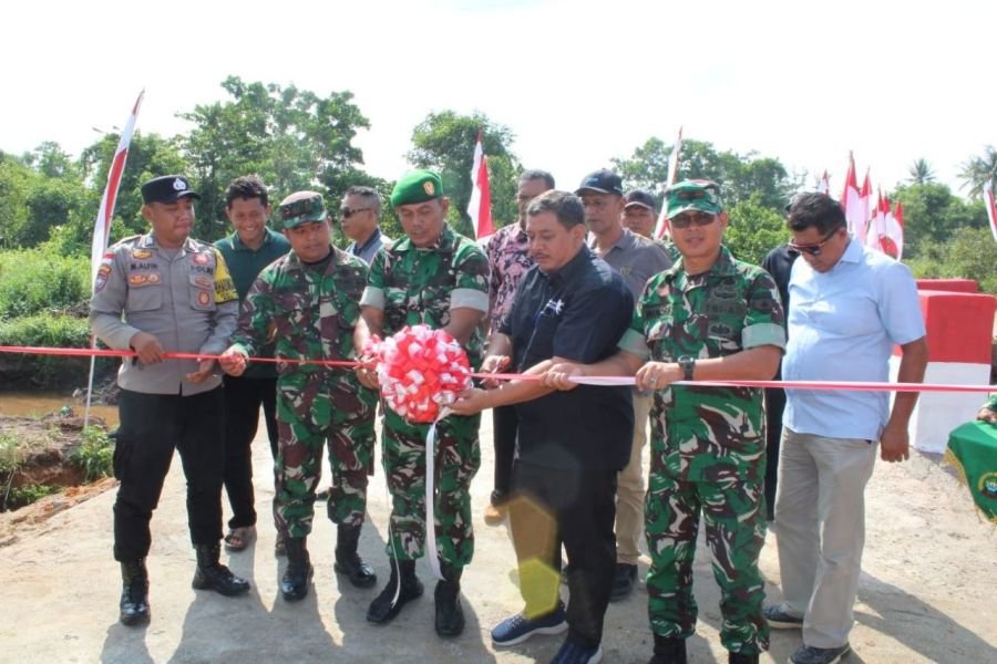 Peresmian Jembatan Sungai Mentras, Wujud Nyata Program Presiden RI untuk Meningkatkan Konektivitas
