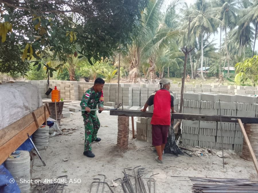 Perihal: Kegiatan Babinsa Koramil 06/Serasan Melaksanakan Pengawasan Pembangunan KDKMP