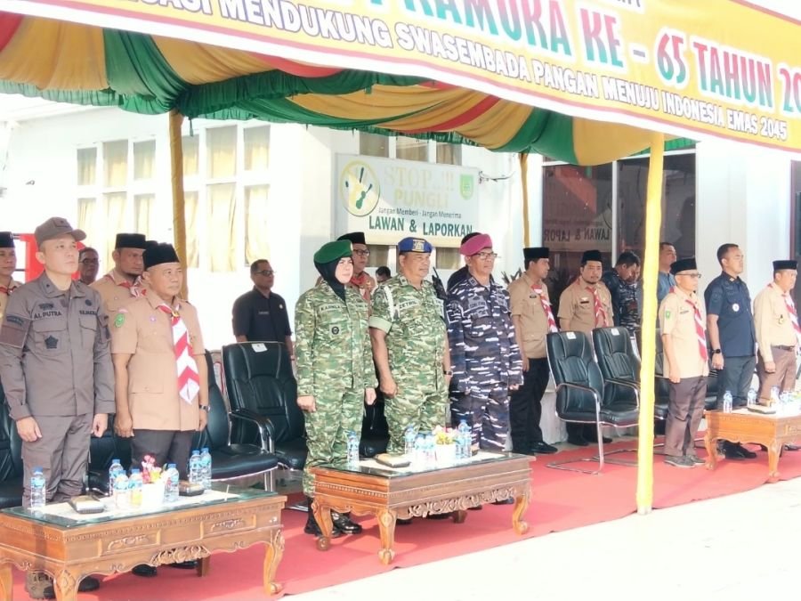 Peringati Hari Pramuka ke-65, Wadanramil 01/Bangko Hadiri Upacara Tingkat Kabupaten Rokan Hilir