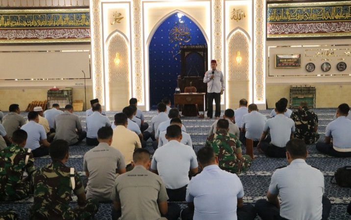 Perkuat Pemahaman Zakat, Lanud RSN Gelar Kajian Dhuha Bersama Baznas Riau
