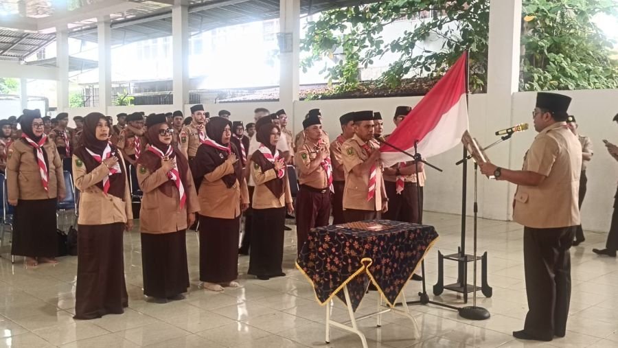 Perkuat Pembinaan Generasi Muda, Babinsa Hadiri Pelantikan Kwartir Ranting Pramuka Lima Puluh