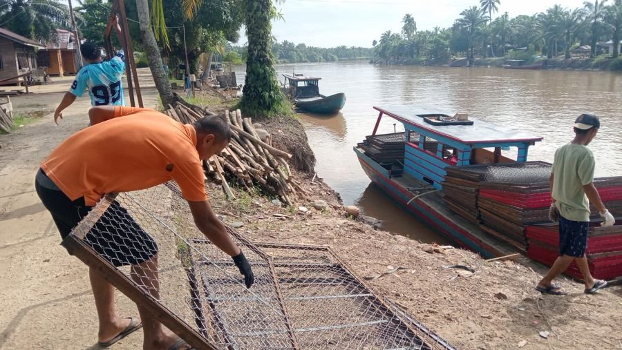 Persiapan Pembangunan Jembatan Garuda Terus Dimatangkan, Material dan Peralatan Diangkut