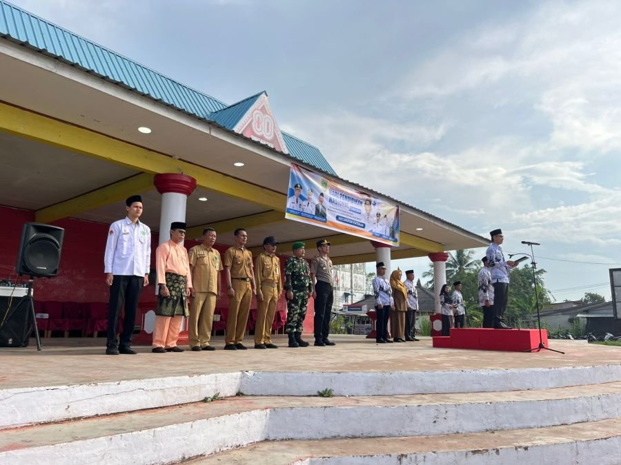 Personel Koramil 06/KTM Laksanakan Upacara Peringatan Hardiknas 2026 di Sungai Guntung