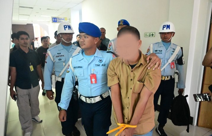 Personel Lanud Rsn Gagalkan Penyelundupan 1 Kilogram Sabu di Bandara SSK II
