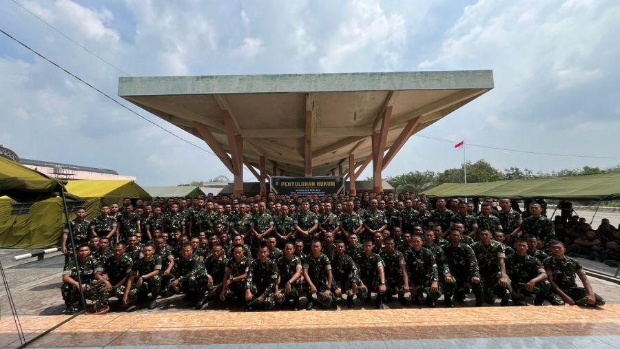 Personel yonif Tp 952/IB Ikuti Penyuluhan Hukum, Kumdam XIX/TT Tekankan Disiplin dan Kepatuhan