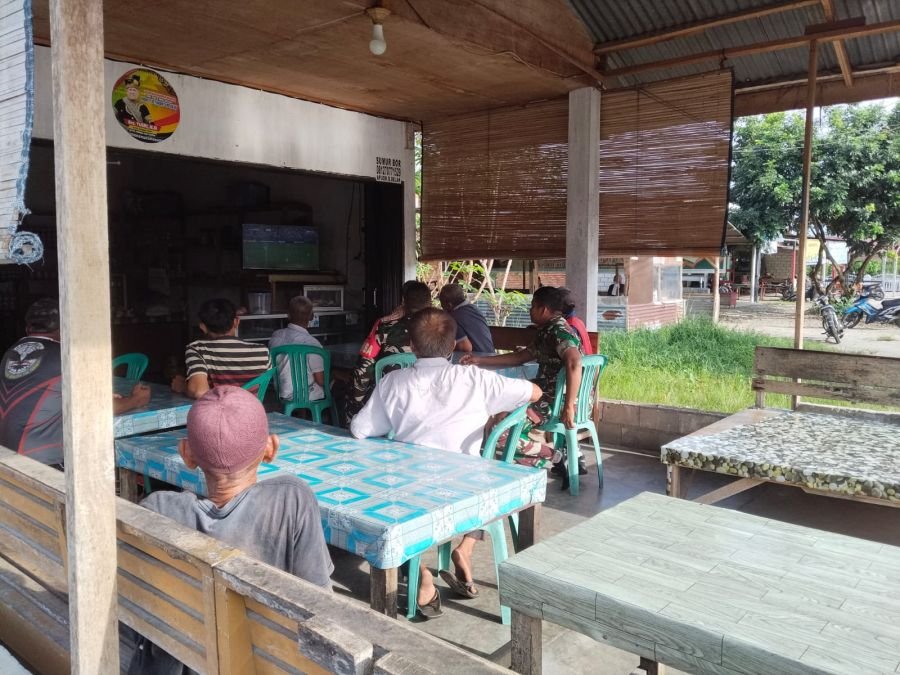 PERSONIL KORAMIL 12/XIII KOTO KAMPAR GELAR NONTON BARENG PIALA DUNIA BERSAMA MASYARAKAT