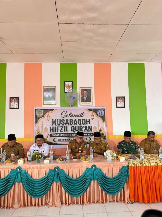Pertautkan Syiar dan Al-Qur'an, Babinsa Koramil 08/TDN Hadiri Acara Keagamaan di SMPN 1 Ujung Batu