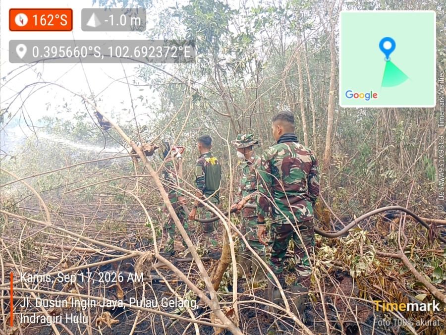 Prajurit Yonif TP 850/SC Gerak Cepat Tangani Karhutla di Inhu