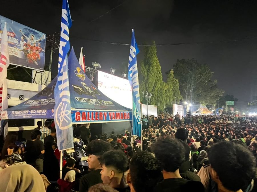 Prajurit Yonif TP 898/PC Meriahkan Nobar Final Piala Dunia Spanyol Vs Argentina di Pekanbaru