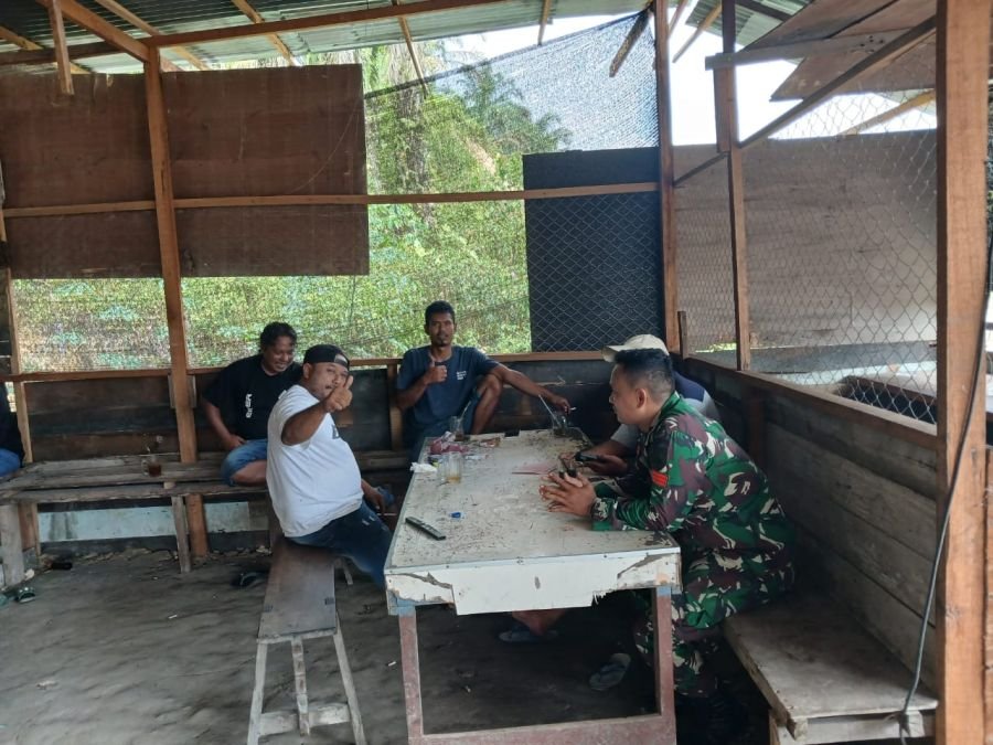 Praka Darto M Sambangi Warga Pulau Padang, Perkuat Komunikasi dan Kedekatan TNI