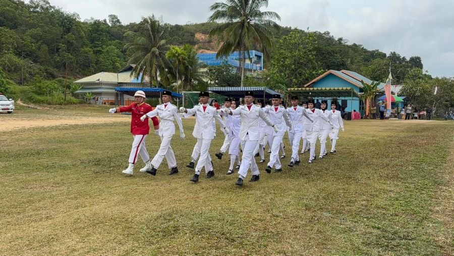 Praka I Wayan Pimpin Pengibaran Bendera HUT RI ke-81