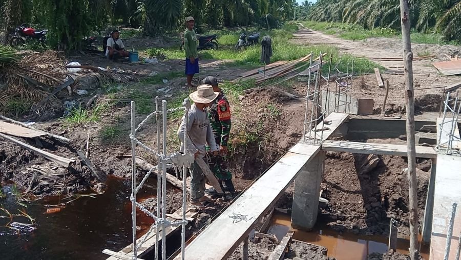 Progres Jembatan Garuda di Kubu Capai 70 Persen, Lantai Atas Segera Dicor