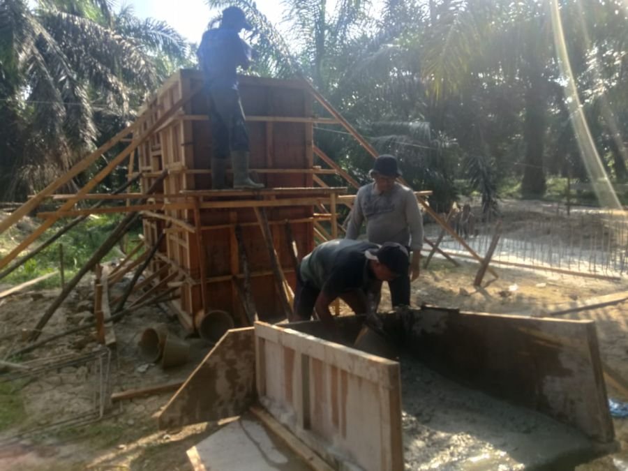 Progres Jembatan Garuda Sukaraja Melaju, Pengecoran Pilon Tepi jauh di laksanakarial