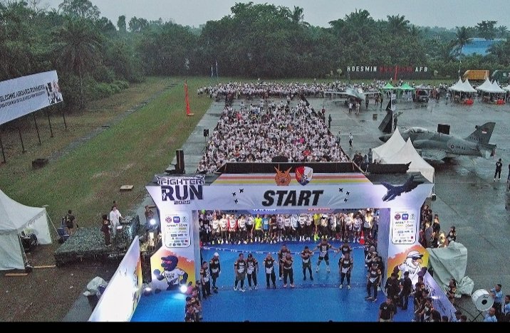Ribuan Pelari Ramaikan “Roesmin Nurjadin Fighter Run 2025”, Sinergi Sehat TNI AU dan Masyarakat