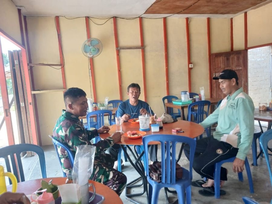 Sarapan Bareng Mitra Karib, Babinsa Tempuling Perkuat Kedekatan Lewat Komsos