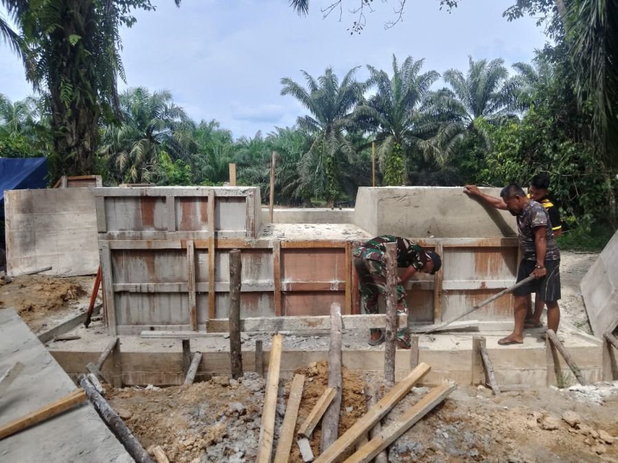 Satgas Kodim 0302/Inhu Percepat Pekerjaan Jembatan Garuda Sukaraja
