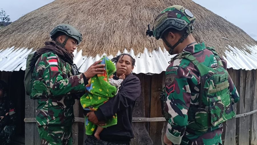 Satgas Yonif 136/Tuah Sakti Hadirkan Kedamaian di Kampung Anepalui