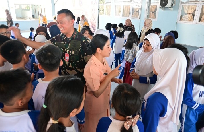 SD Angkasa Lanud Roesmin Nurjadin Gelar Gerakan Pilah dan Olah Sampah