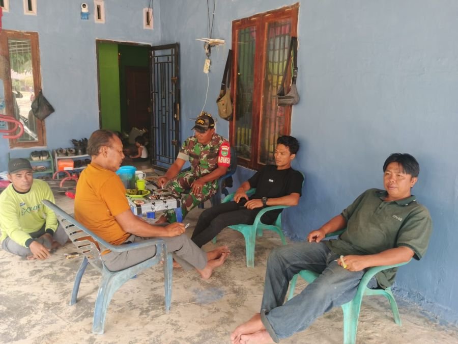 Semangat Kebersamaan Tinggi, Babinsa Koramil 09/Kemuning Apresiasi Kekompakan Warga Desa Sekayan