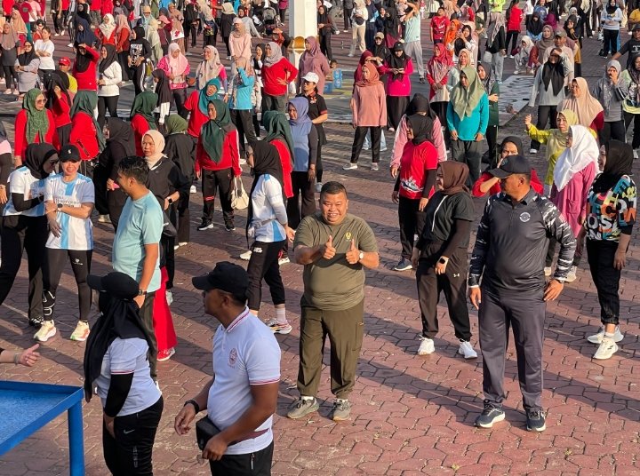 Semarak Hari Jadi Bengkalis, Danramil 05/Bukit Batu Hadiri Senam Bersama
