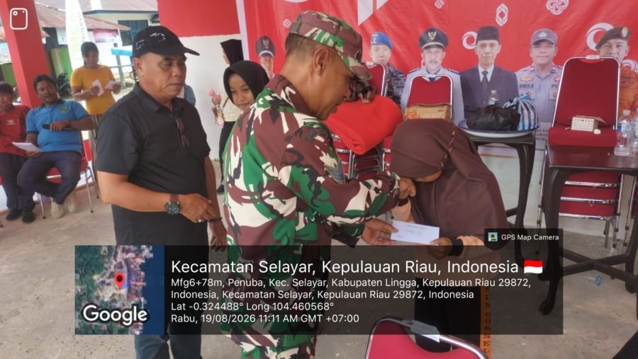 Semarak HUT RI ke-81, Babinsa Dampingi Pesta Hiburan Rakyat di Desa Penuba