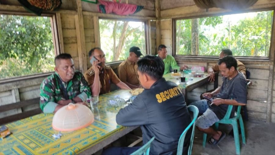 Serap Aspirasi di Warung Kopi, Pelda Nasruddin Jaga Kamtibmas Pangkalan Kasai