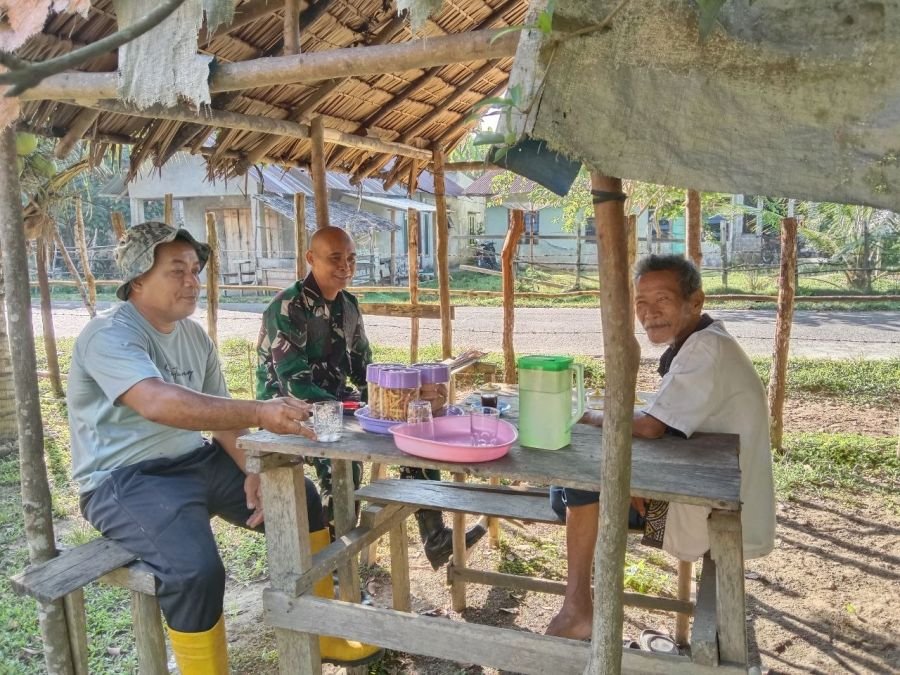 Serap Aspirasi Warga, Babinsa Ramil 07/KH Intensifkan Komunikasi Sosial